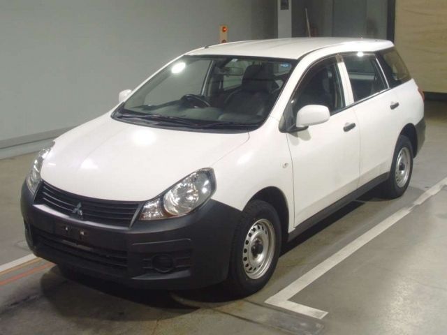 62044 Mitsubishi Lancer van CVZNY12 2014 г. (TAA Hiroshima)